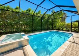 Naples Modern Masterpiece, 3BR, Pool, Spa & Bikes - Image 4
