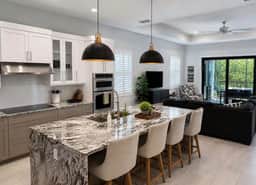 Naples Modern Masterpiece, 3BR, Pool, Spa & Bikes - Image 5