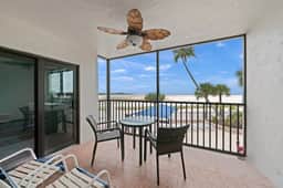 Gulfside Escape Beach Access, Pool & Gulf Views - Image 2