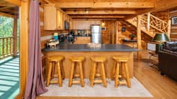 Beautiful Log Cabin 3BR, Loft, Games, Hot Tub - Image 5