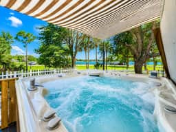 Lakefront Naples Haven Hot Tub, Gazebo & Firepit - Image 5