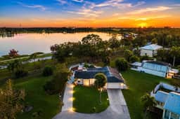 Lakefront Naples Haven Hot Tub, Gazebo & Firepit - Image 3