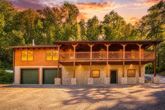 THE Cedar Lodge, Games, Hot Tub, Movies, Sleeps 20 - Image 1
