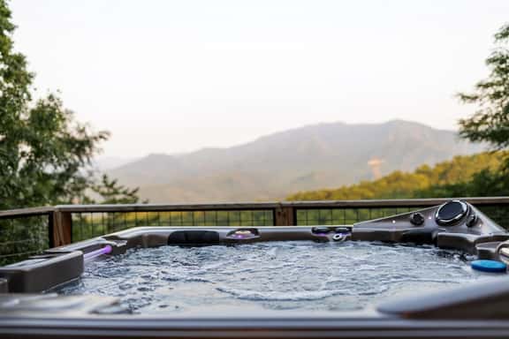 Luxury Chalet 5BR, Sleeps 18, Mind-Blowing Views - Image 1