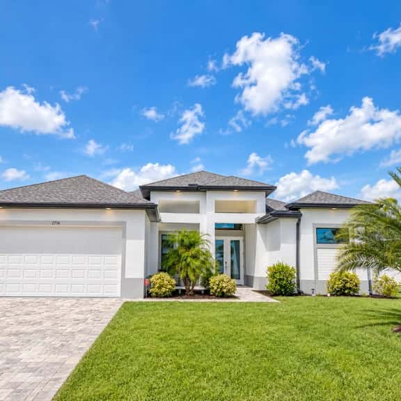 A Modern Vacation Home - Welcome to Pineapple Cove - Image 1