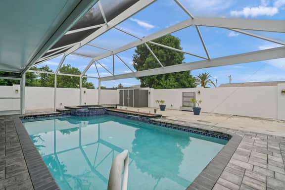 The Pool House Spa, Game Room & Home Gym - Image 2