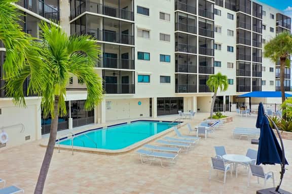 Gulfside Escape Beach Access, Pool & Gulf Views - Image 4