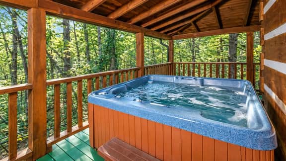Beautiful Log Cabin 3BR, Loft, Games, Hot Tub - Image 3