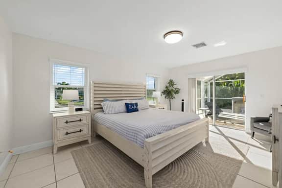 The Perfect 3BR Villa Beautiful Lanai and Luxury - Image 2